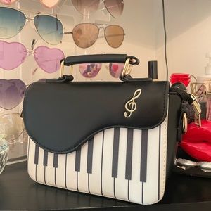 NEW Piano theme purse! 🎹